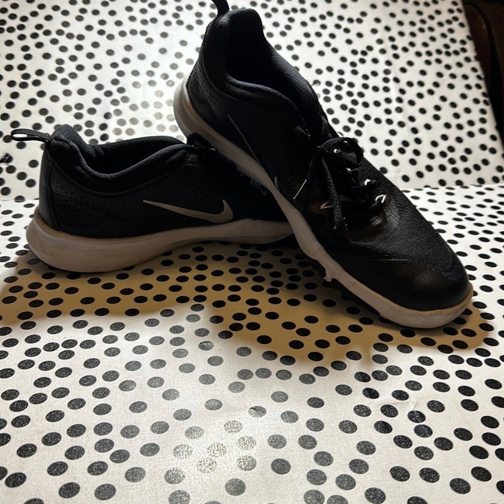 Nike cross training, athletic shoe for men